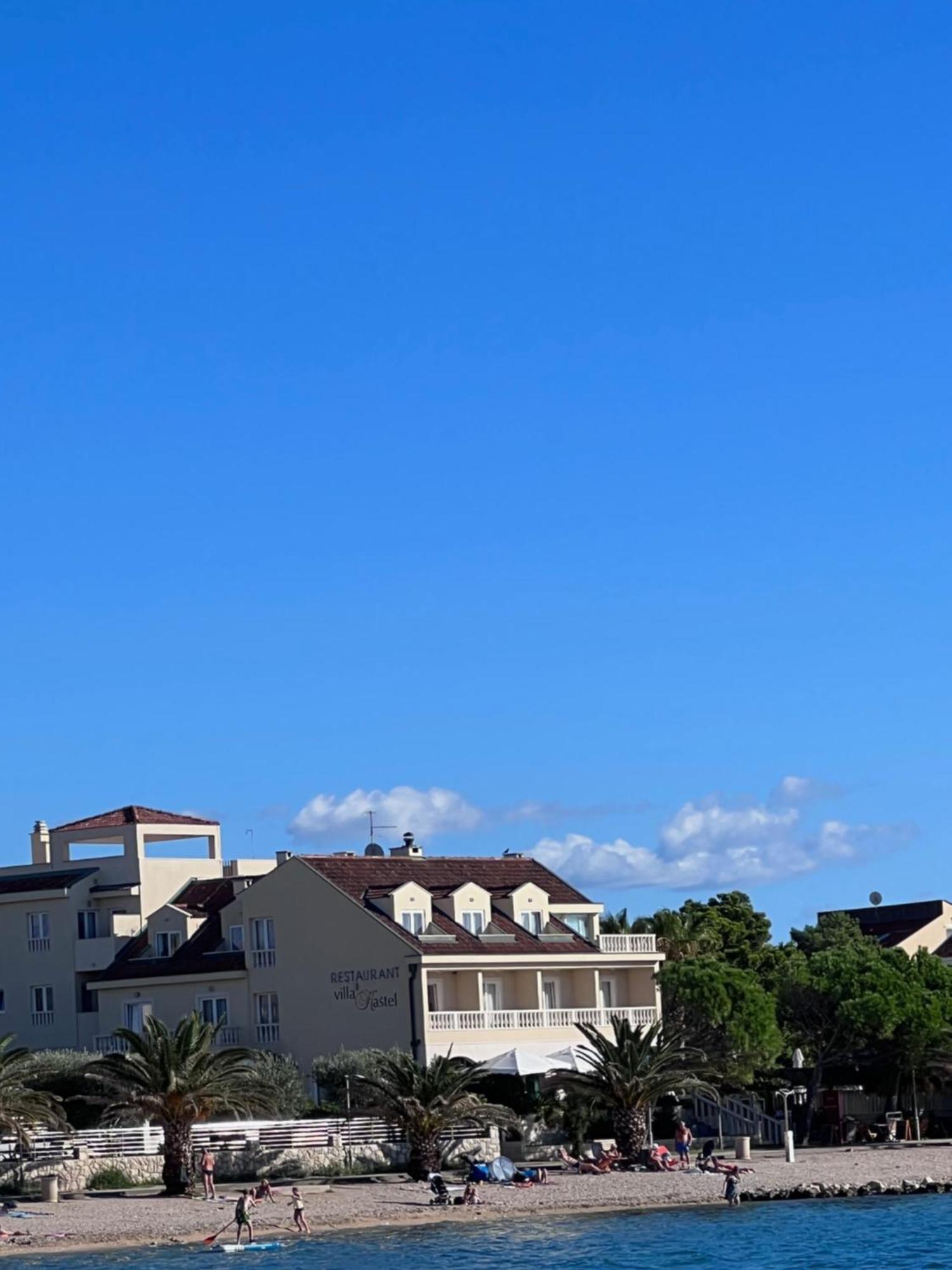 Villa Kastel ปอฟเลียนา ภายนอก รูปภาพ