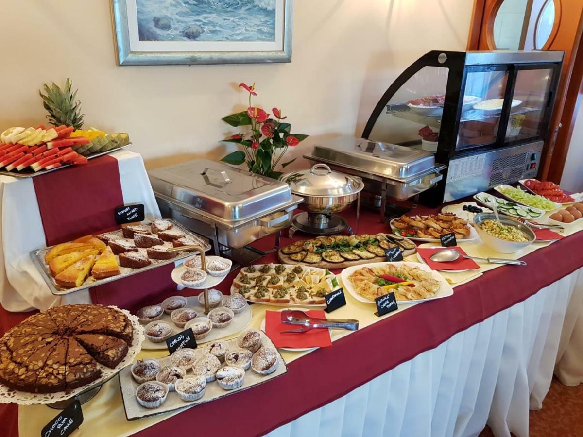 Villa Kastel ปอฟเลียนา ภายนอก รูปภาพ